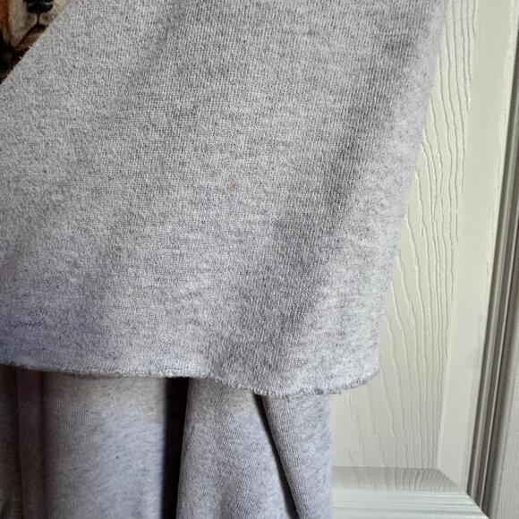 Vintage Women's Large Fall Puppy Sweatshirt Leaves Gray Cut Cropped Sleeve - Picture 7 of 11